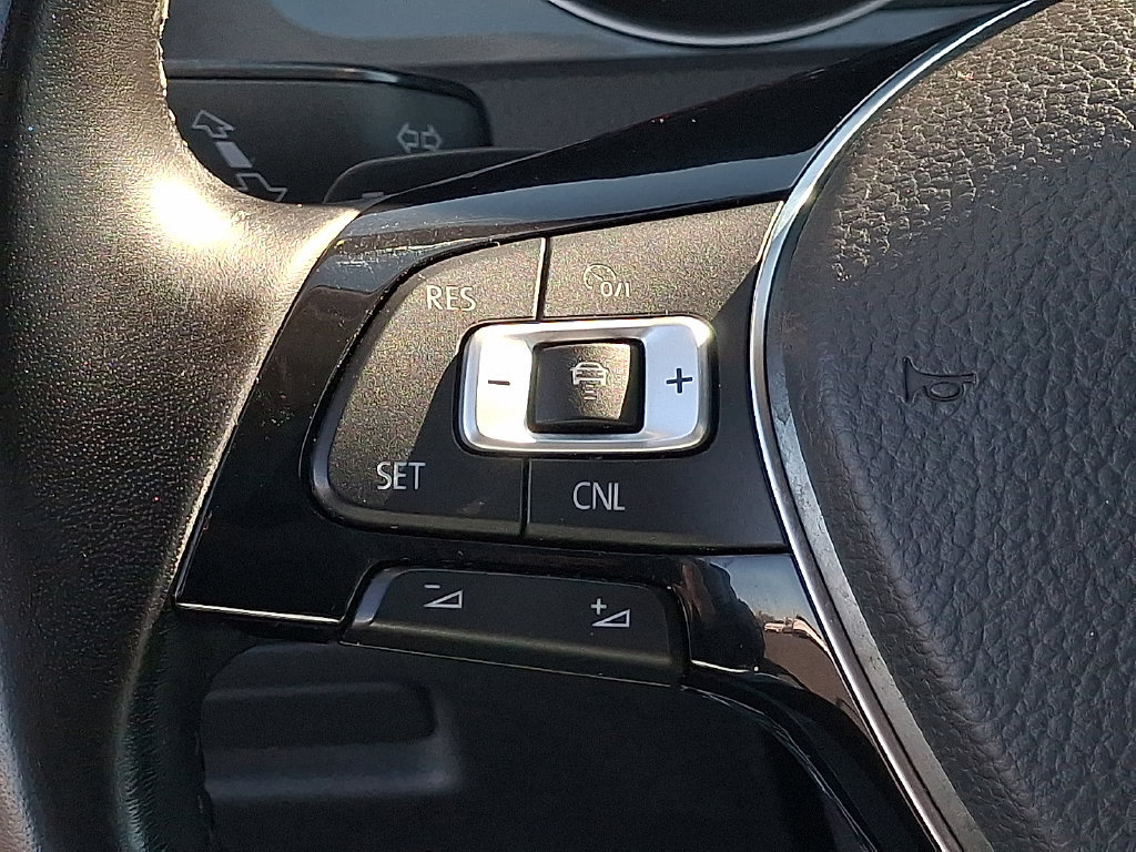 Used 2017 Volkswagen Golf Alltrack SE AWD/4WD image 18
