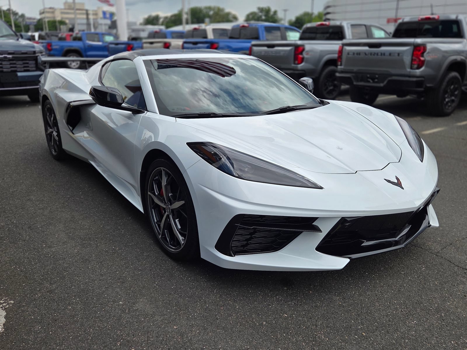 Used 2023 Chevrolet Corvette Stingray Preferred Cpe w/ Battery Protection Package RWD image 3