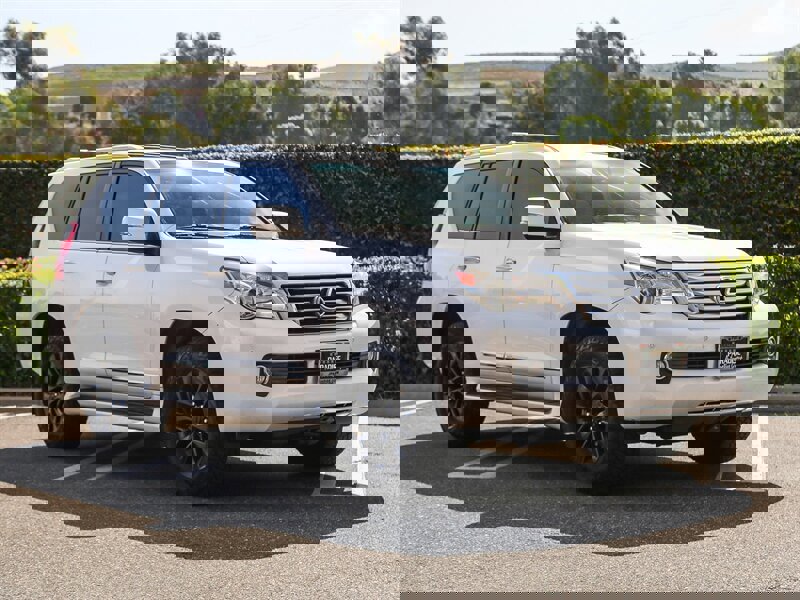 Used 2011 Lexus GX 460 w/ Comfort Plus Pkg image 7