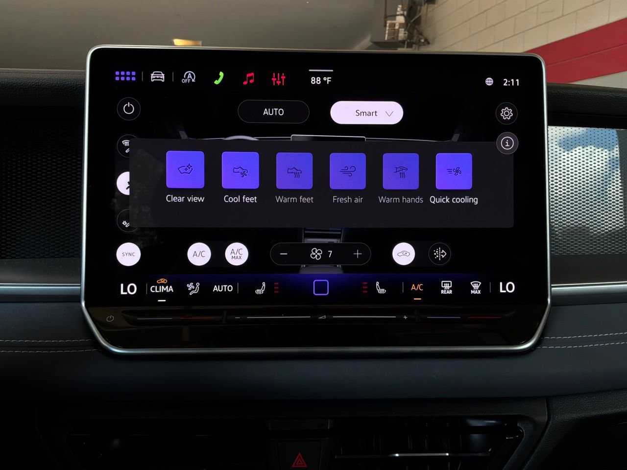 Used 2026 Volkswagen Tiguan SE FWD image 28
