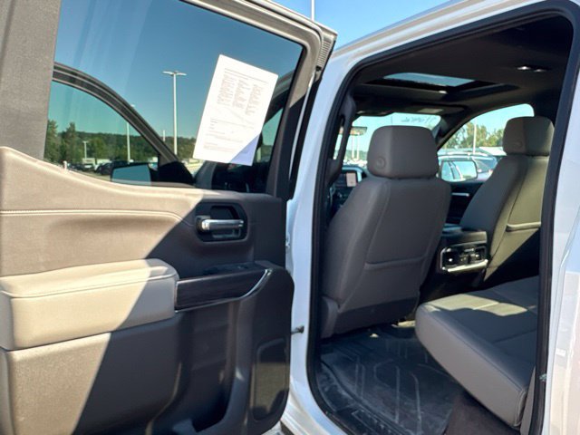 Used 2019 Chevrolet Silverado 1500 LTZ w/ LTZ Plus Package AWD/4WD image 16