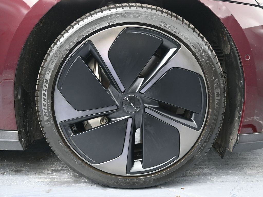 Used 2024 Lucid Air Touring image 13