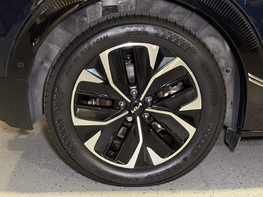 Certified 2023 Kia EV6 Wind w/ Wind Technology Package AWD/4WD image 8
