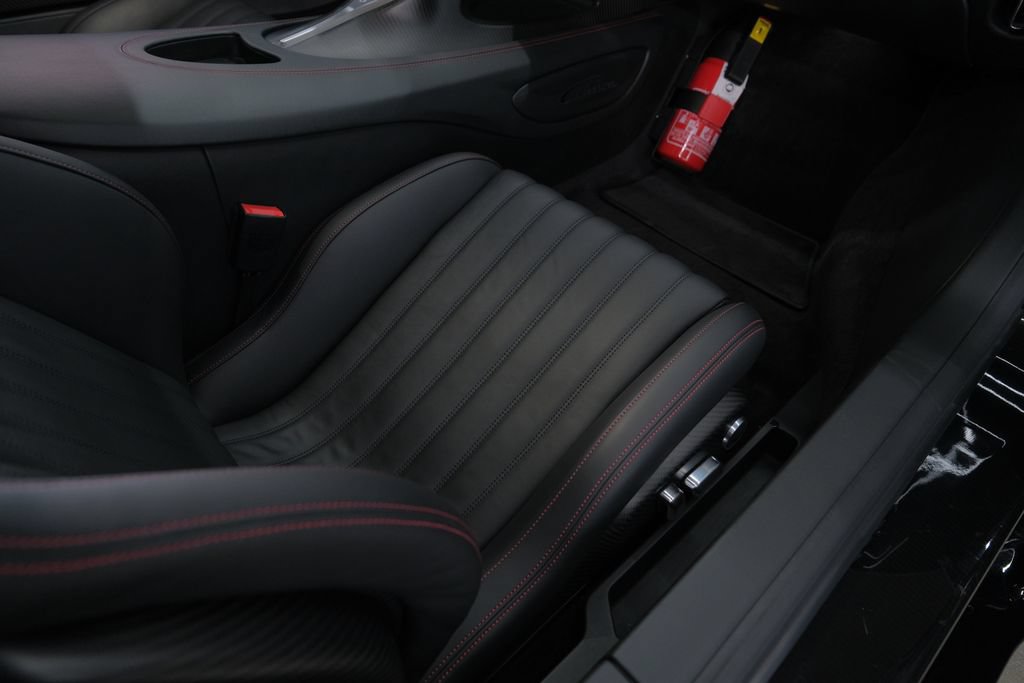 Used 2018 Bugatti Chiron AWD/4WD image 19
