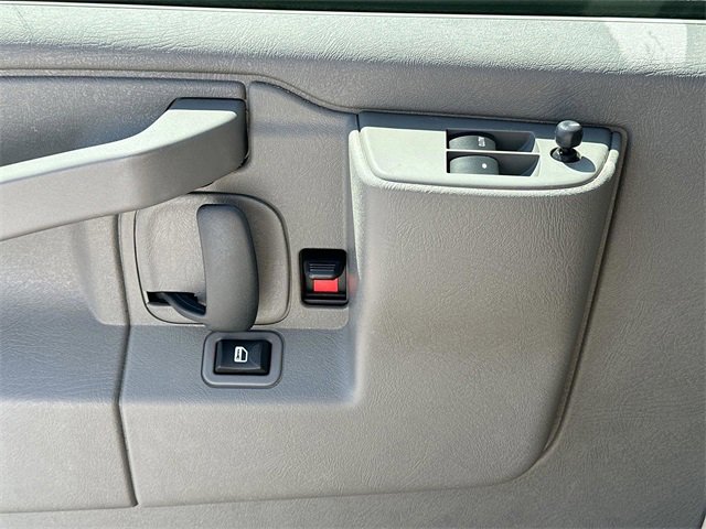 Used 2024 GMC Savana 2500 w/ Driver Convenience Package image 16