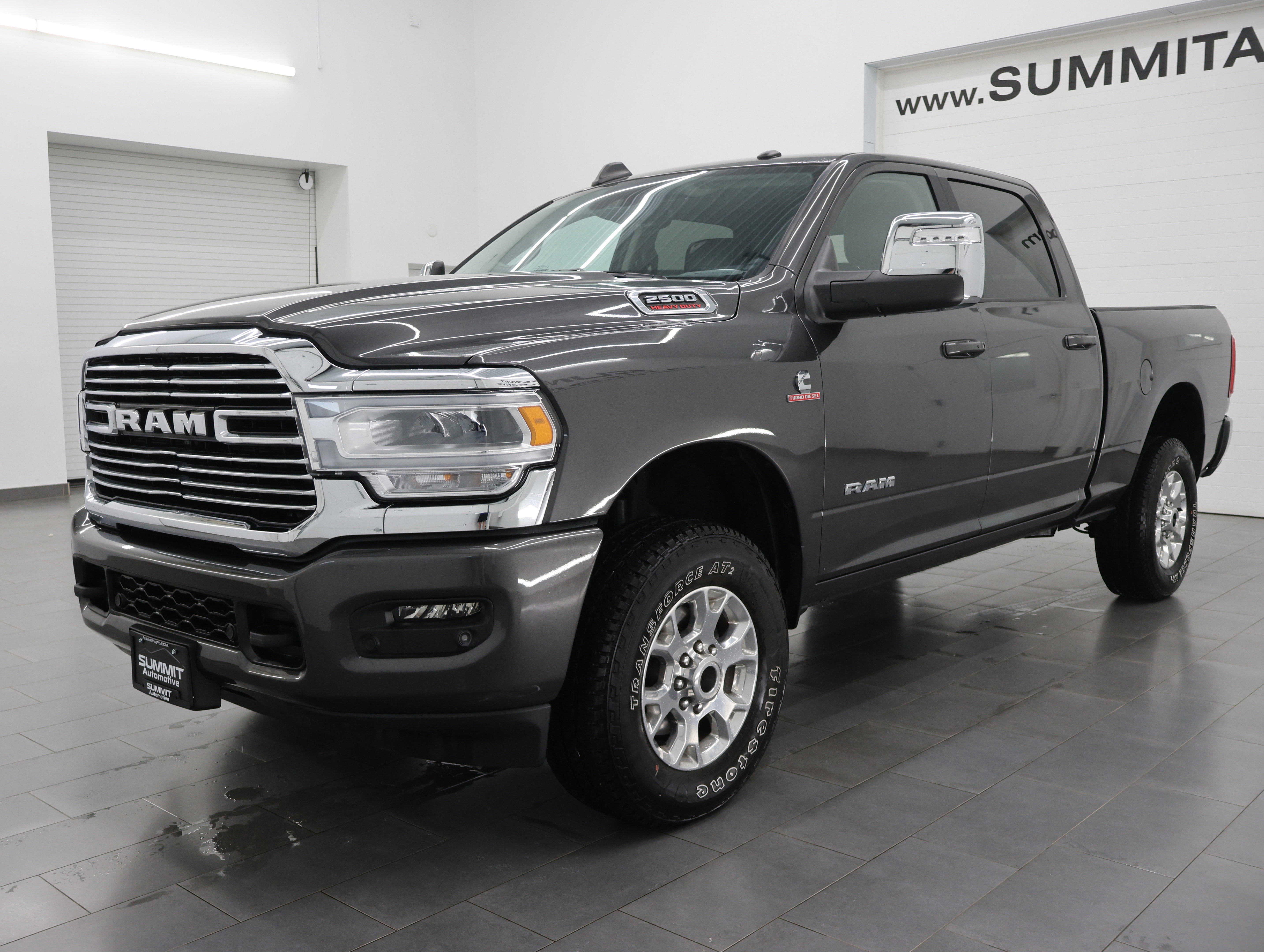 Used 2024 RAM 2500 Laramie w/ Safety Group AWD/4WD image 7