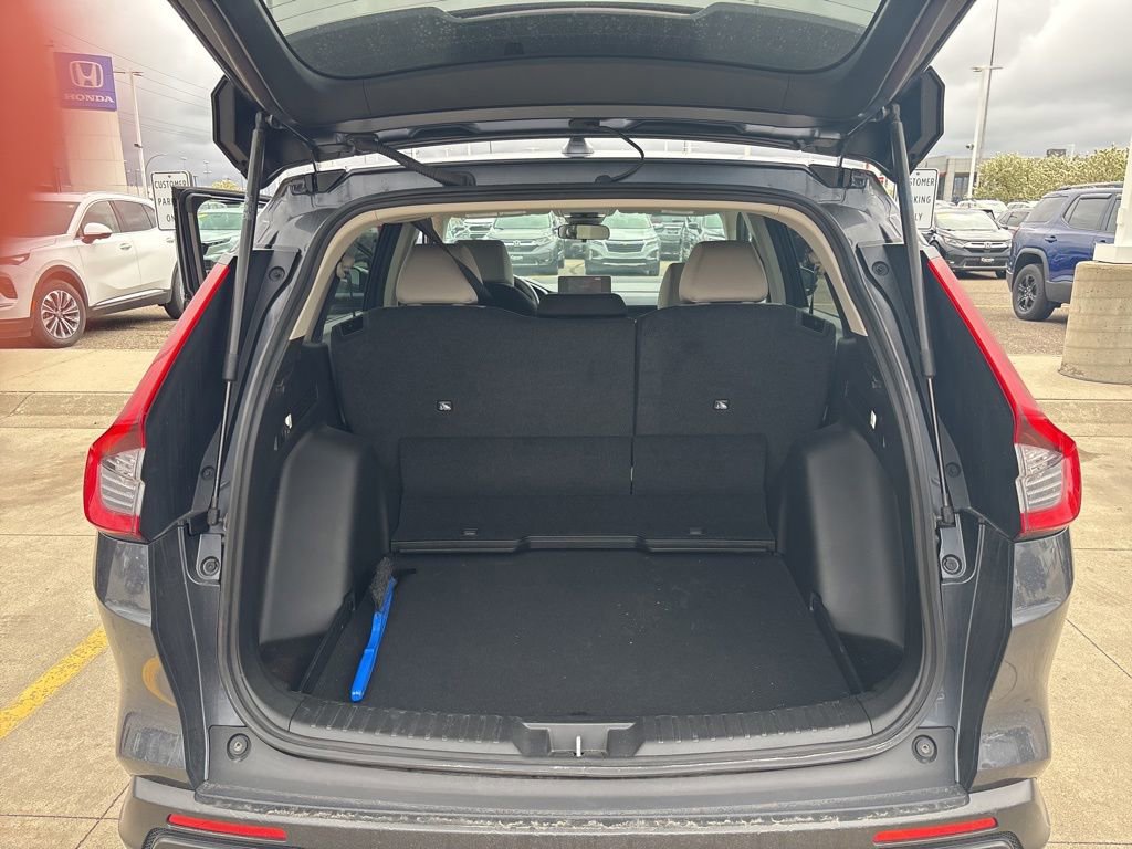 Used 2025 Honda CR-V EX image 6