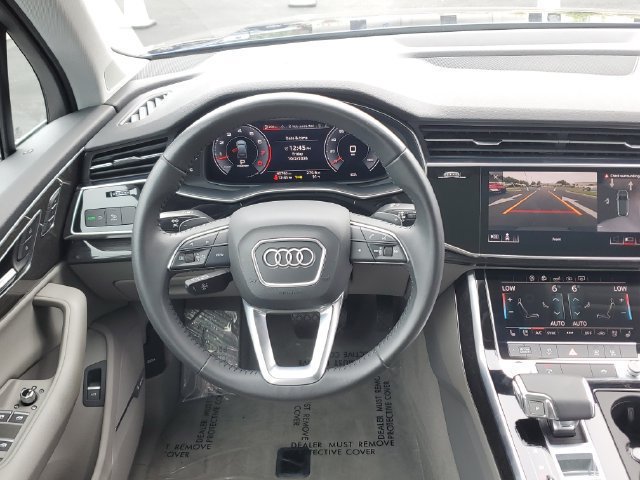 Used 2020 Audi Q7 3.0T Premium Plus w/ Premium Plus Package AWD/4WD image 18