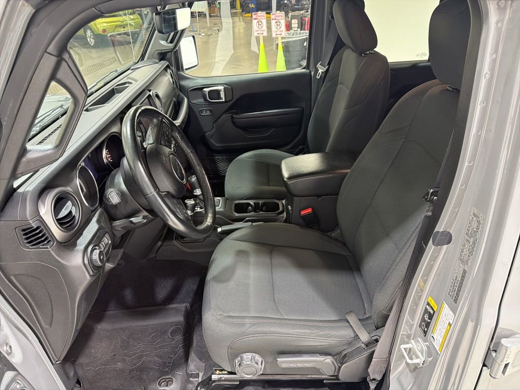 Used 2022 Jeep Wrangler Unlimited Sport image 14
