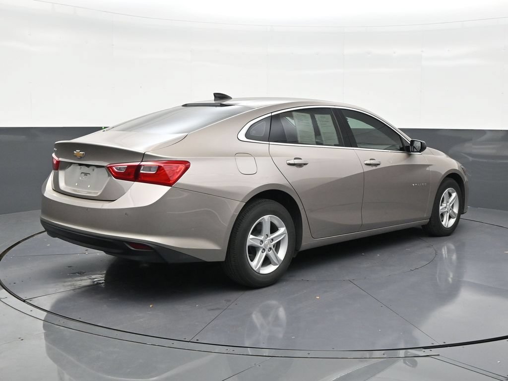 Used 2025 Chevrolet Malibu LS FWD image 5