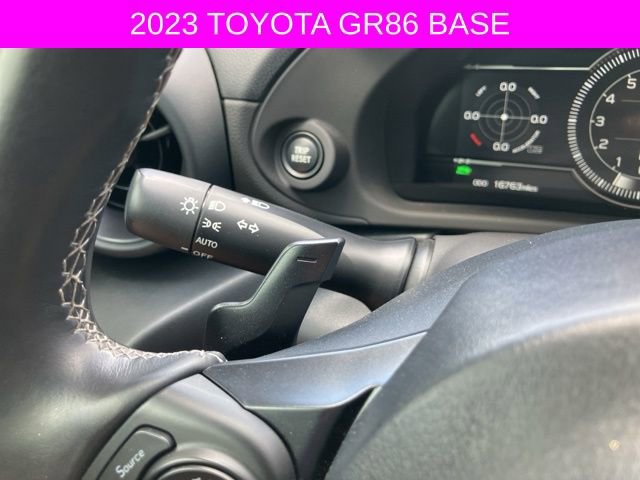 Used 2023 Toyota GR86 RWD image 18