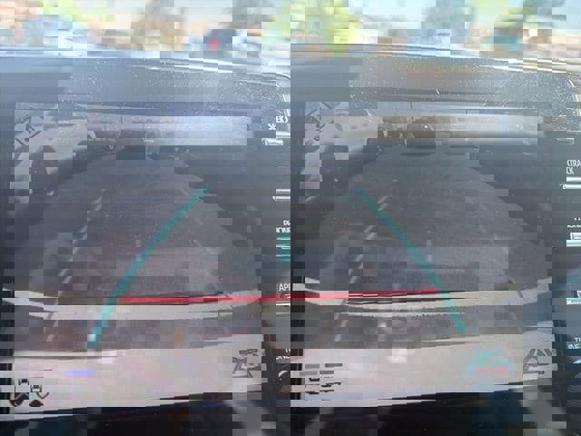 Used 2022 Toyota Avalon XLE w/ Moonroof Package FWD image 20