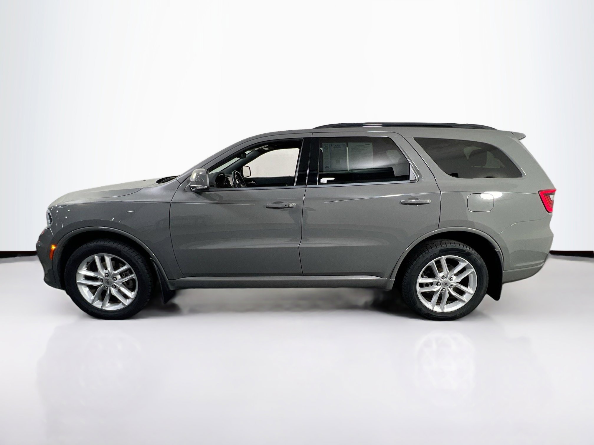 Used 2022 Dodge Durango GT image 8
