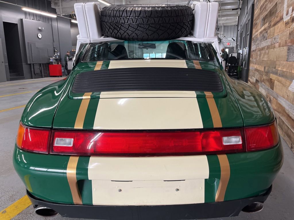 Used 1995 Porsche 911 Carrera 4 image 22