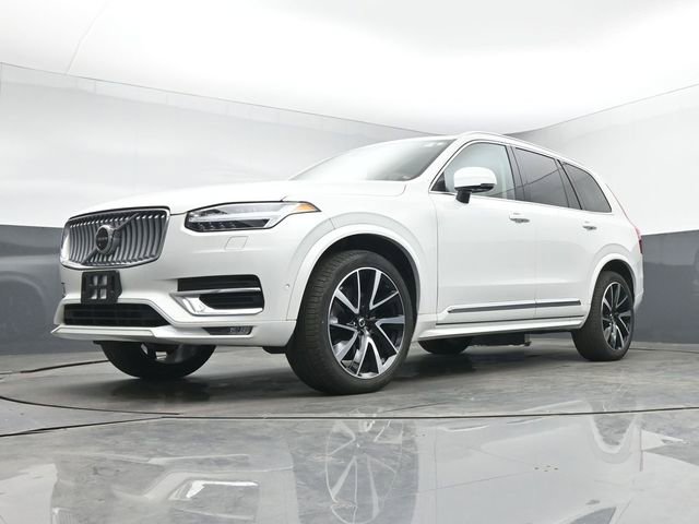 Used 2023 Volvo XC90 B5 Plus w/ Protection Package Premier image 13