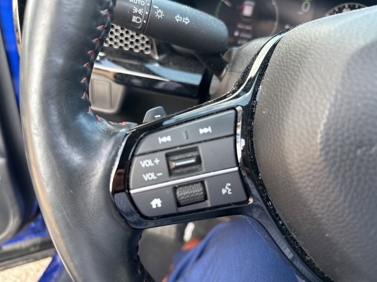 Used 2023 Honda CR-V Sport Touring image 21