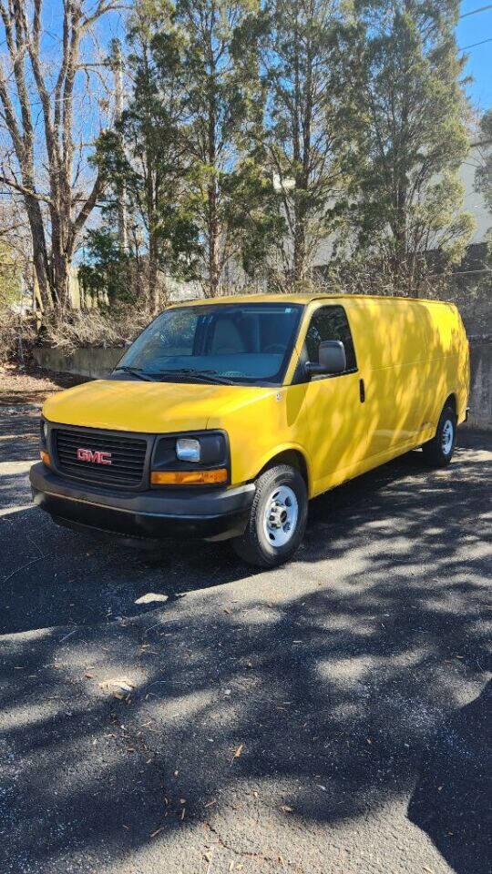 Used 2012 GMC Savana 2500 Extended RWD image 3