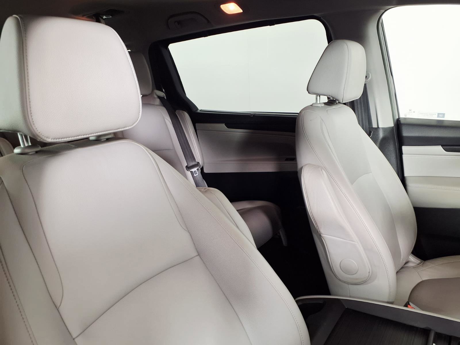 Used 2018 Honda Odyssey EX-L image 10