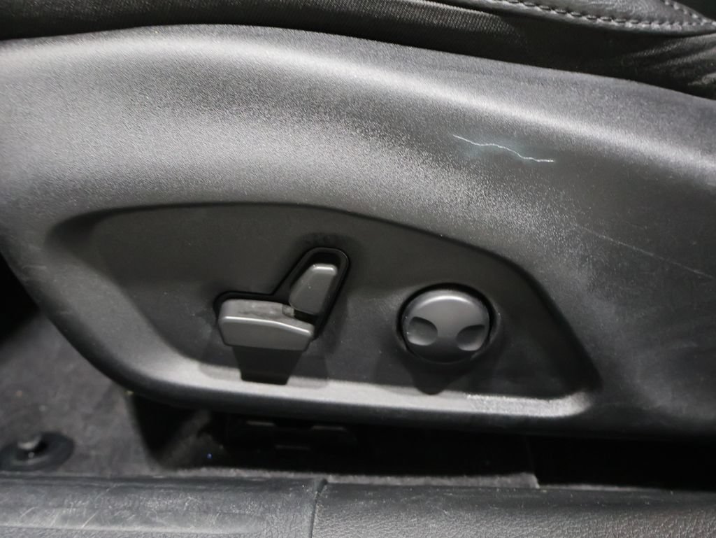 Used 2022 Jeep Compass Limited w/ Elite Group AWD/4WD image 11