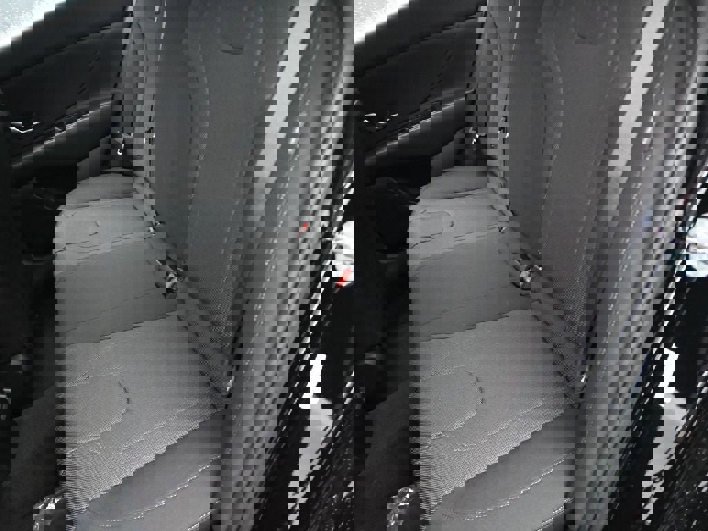 New 2026 Hyundai Elantra SE image 22