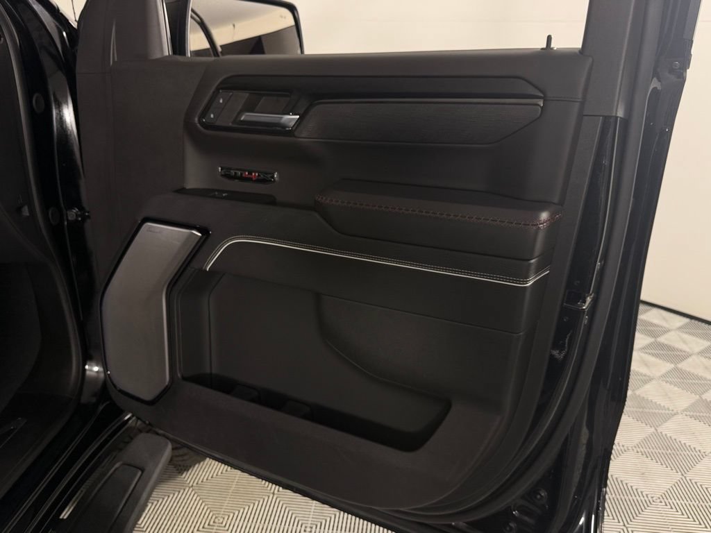 Used 2024 GMC Sierra 1500 AT4X AWD/4WD image 32