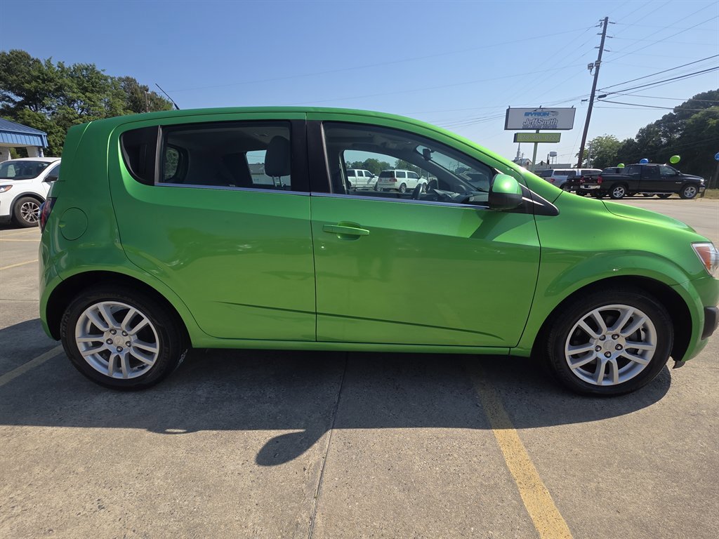 Used 2014 Chevrolet Sonic LT w/ LT Spring Promotional Package FWD image 1