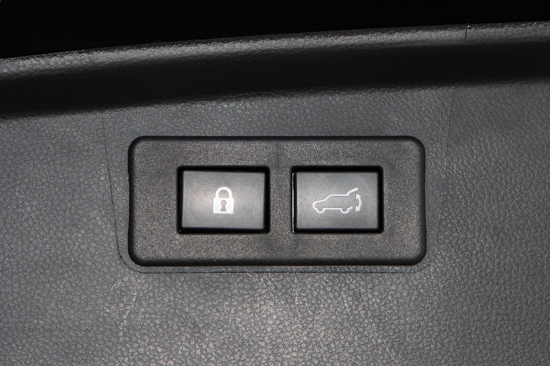 Used 2023 Subaru Outback Premium image 31