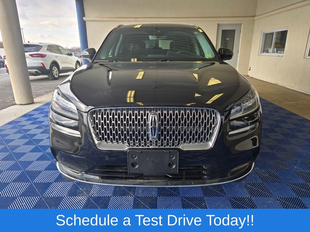 Used 2022 Lincoln Corsair Reserve w/ Equipment Group 201A image 2