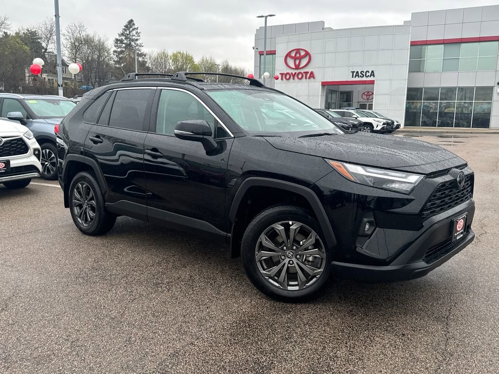 Used 2025 Toyota RAV4 XLE Premium w/ Weather Package image 1