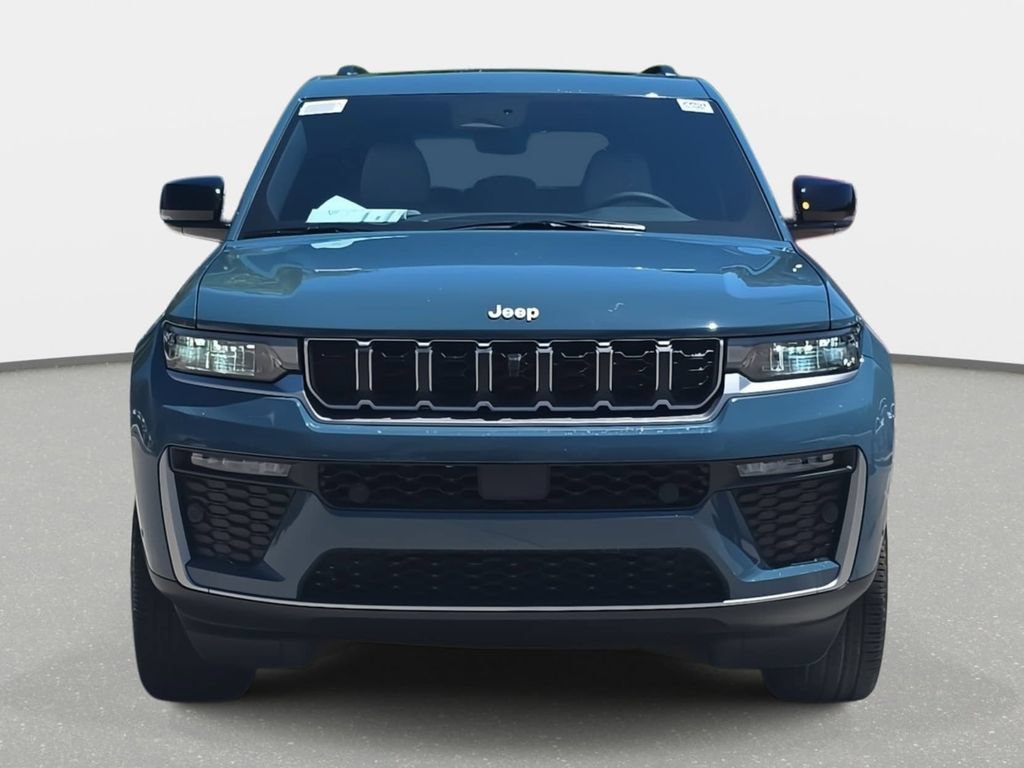 New 2026 Jeep Grand Cherokee Limited w/ Luxury Tech Group II AWD/4WD image 2