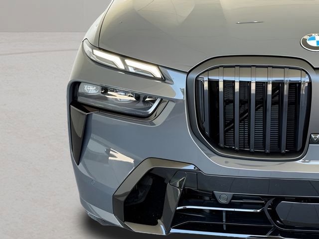 Used 2026 BMW X7 xDrive40i image 3