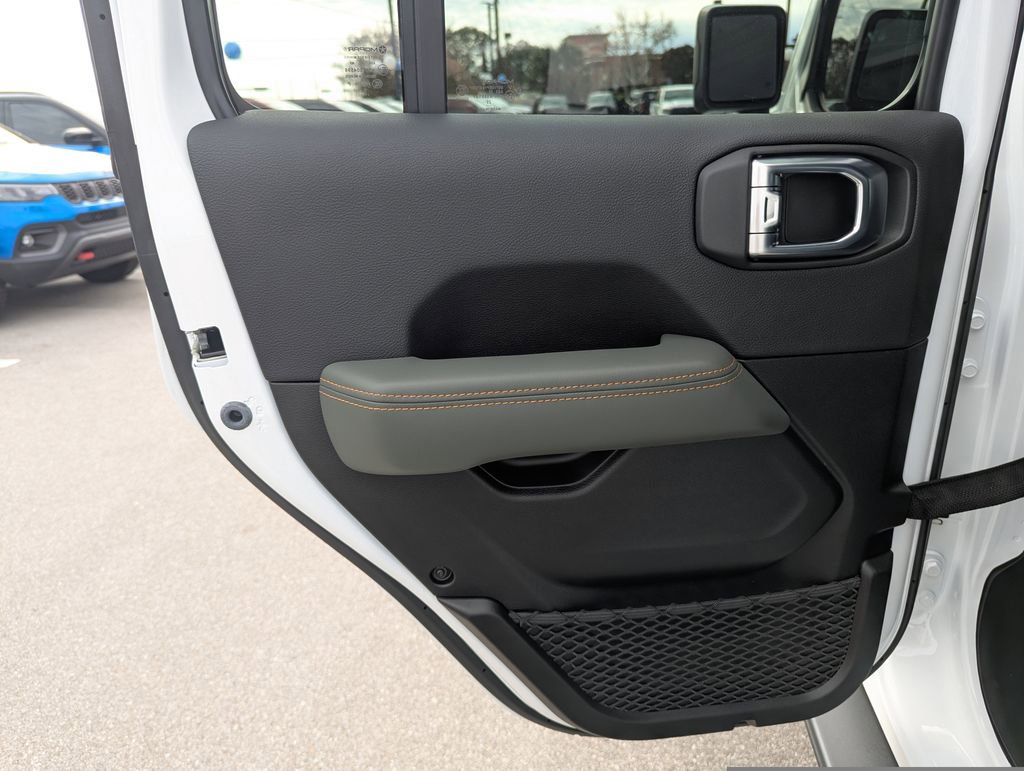 New 2026 Jeep Gladiator Mojave AWD/4WD image 28