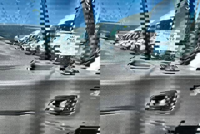 New 2025 Ford Transit 250 148 Medium Roof image 13