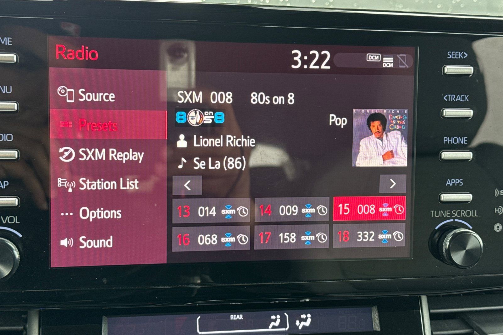 Used 2021 Toyota Sienna LE image 8