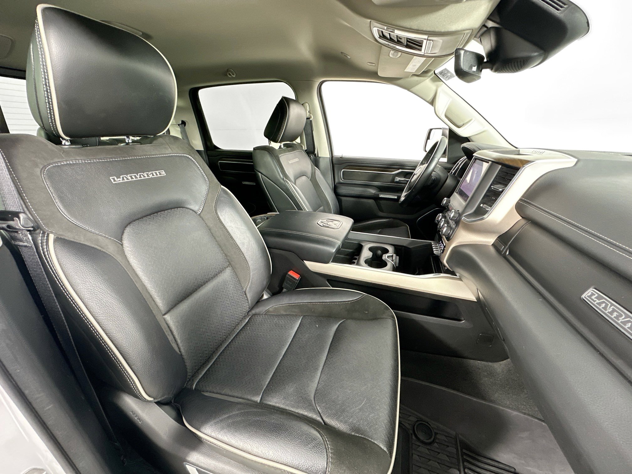 Used 2022 RAM 1500 Laramie RWD image 25