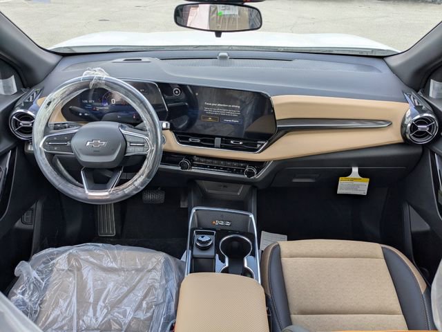 New 2026 Chevrolet Equinox ACTIV w/ Convenience Package III FWD image 14