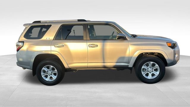 Used 2024 Toyota 4Runner SR5 image 32
