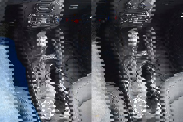 New 2025 Ford Bronco Badlands image 12