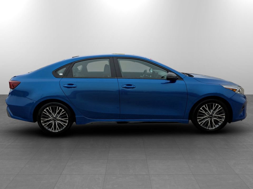 Used 2023 Kia Forte GT-Line w/ GT-Line Premium Package image 5