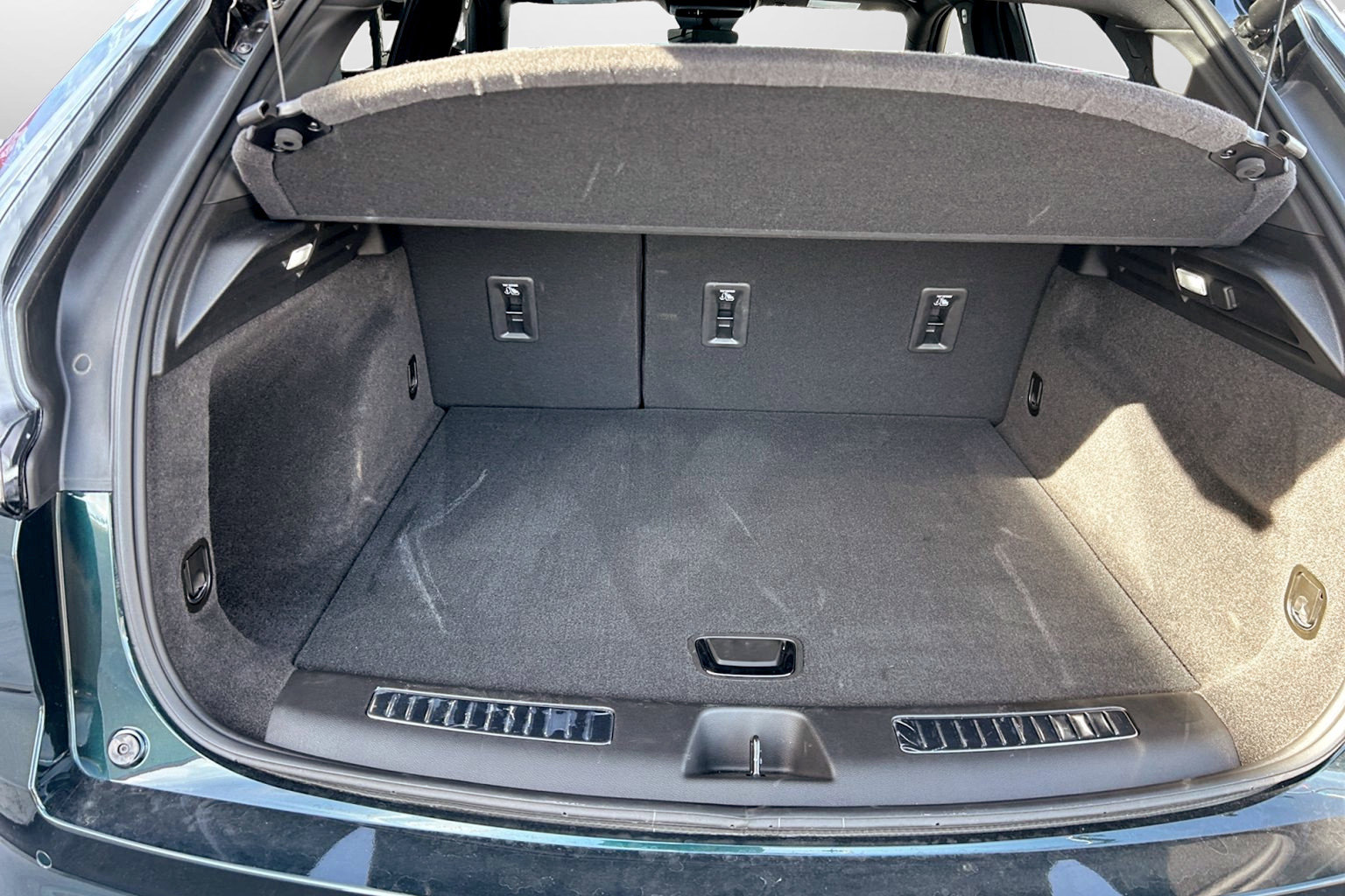 Used 2024 Cadillac XT4 Sport image 24