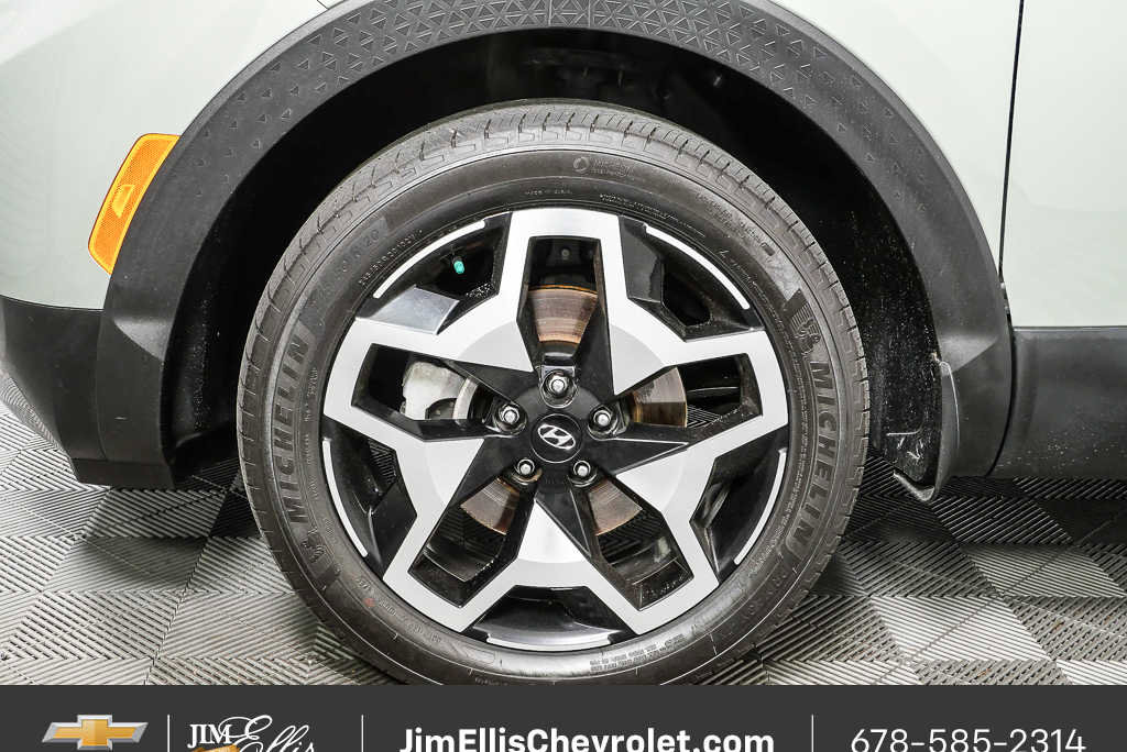 Used 2023 Hyundai Santa Cruz Limited image 37