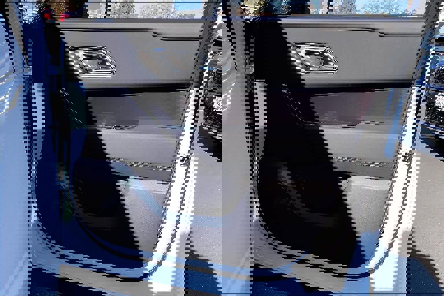 New 2026 Land Rover Range Rover Velar Dynamic SE image 30