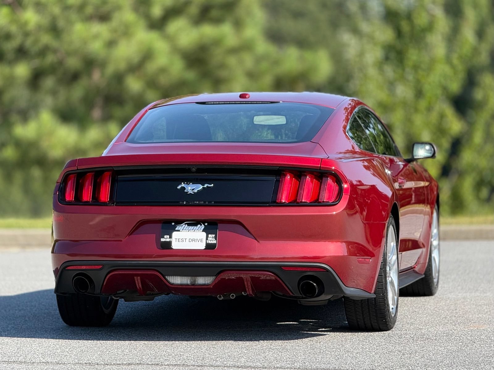 Used 2017 Ford Mustang Premium w/ Pony Package RWD image 7