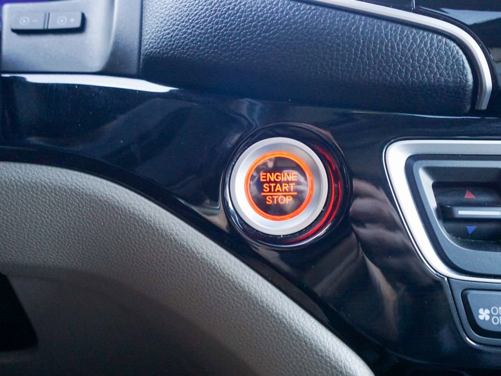 Used 2022 Honda Pilot Touring image 19