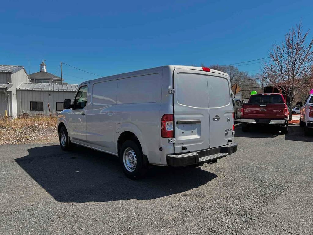 Used 2016 Nissan NV 3500 S w/ Power Package RWD image 5