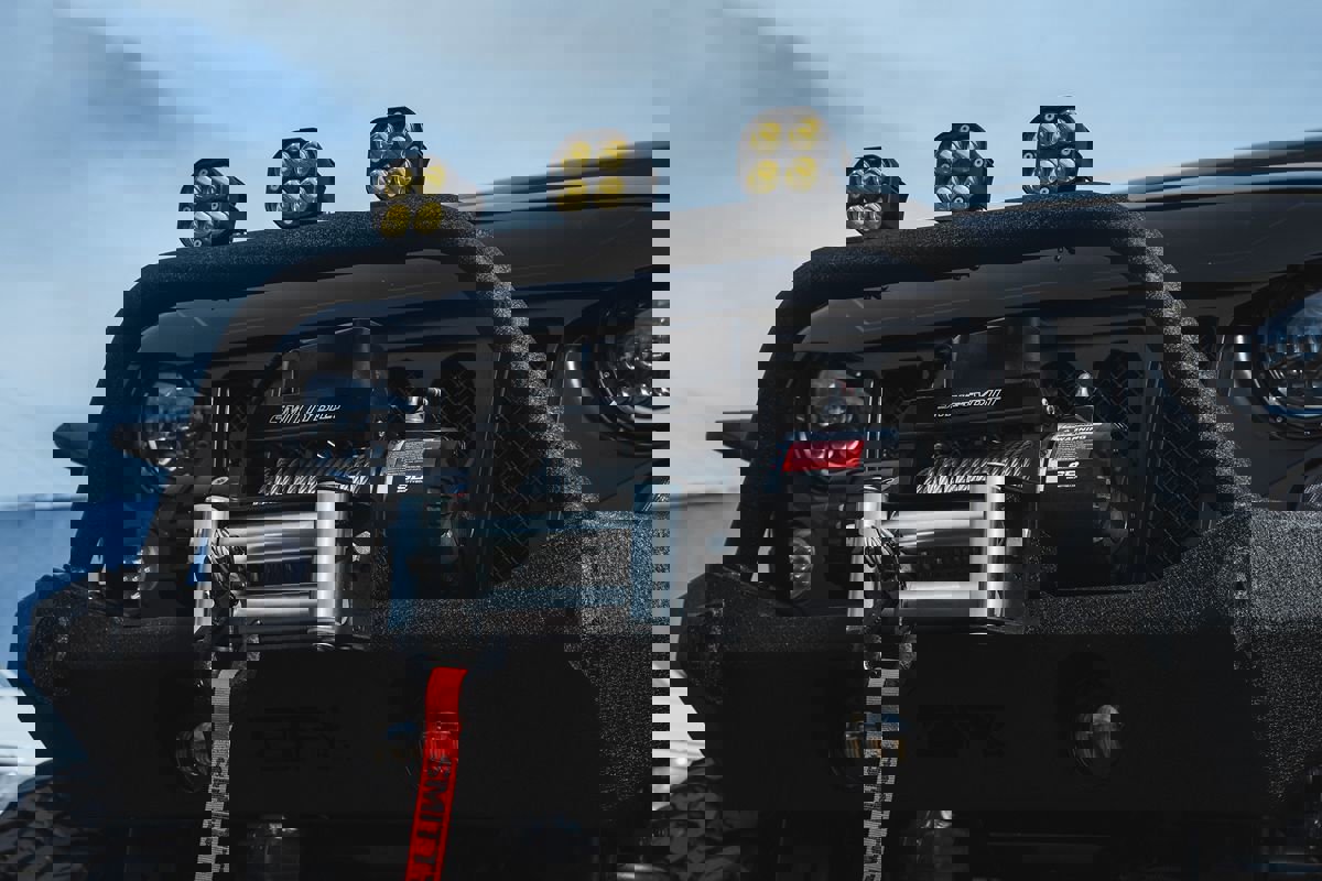 Used 2015 Jeep Wrangler Unlimited Rubicon w/ Connectivity Group image 6