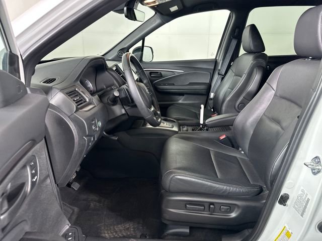 Used 2023 Honda Passport EX-L image 11