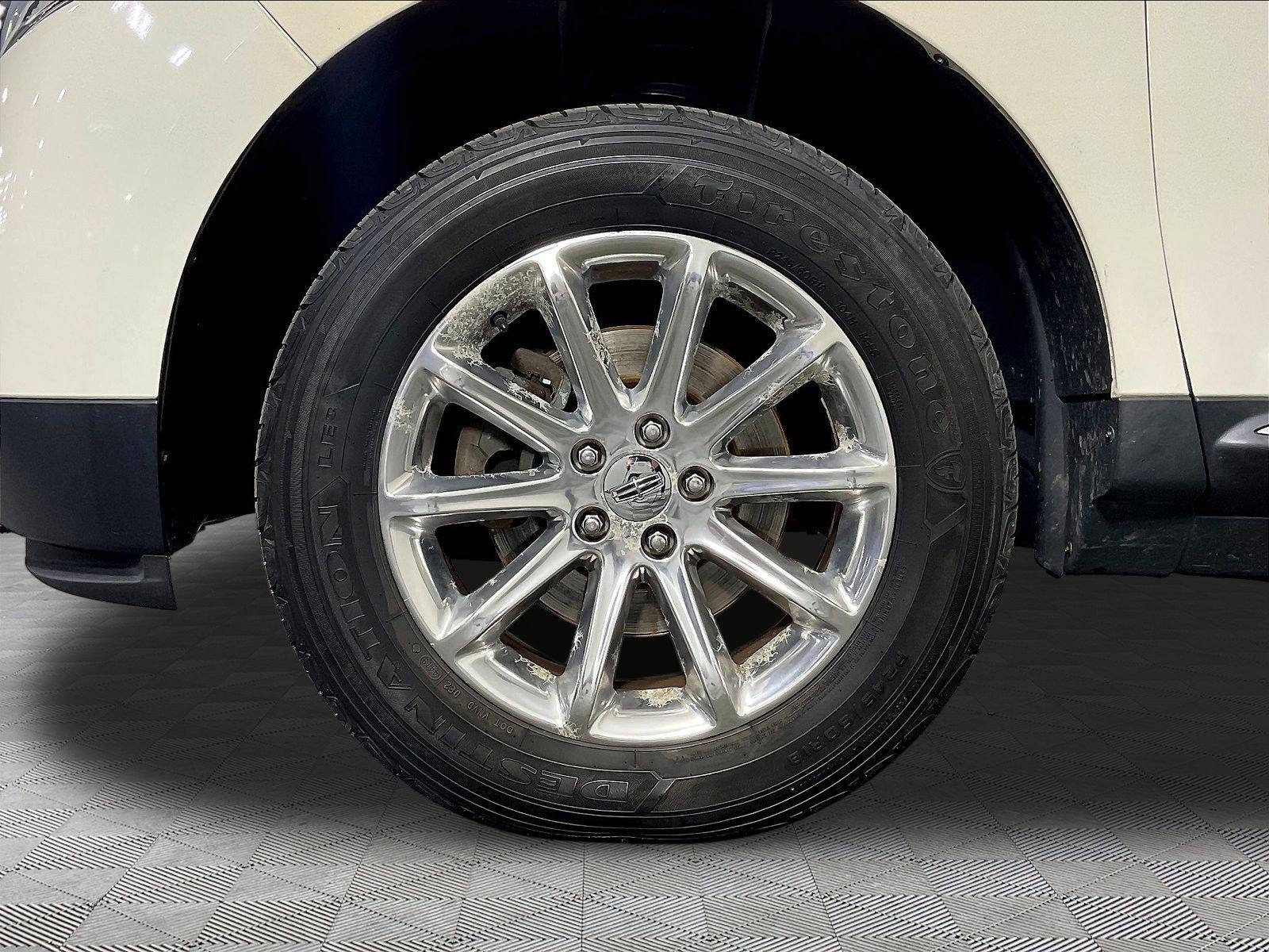 Used 2013 Lincoln MKX FWD image 33