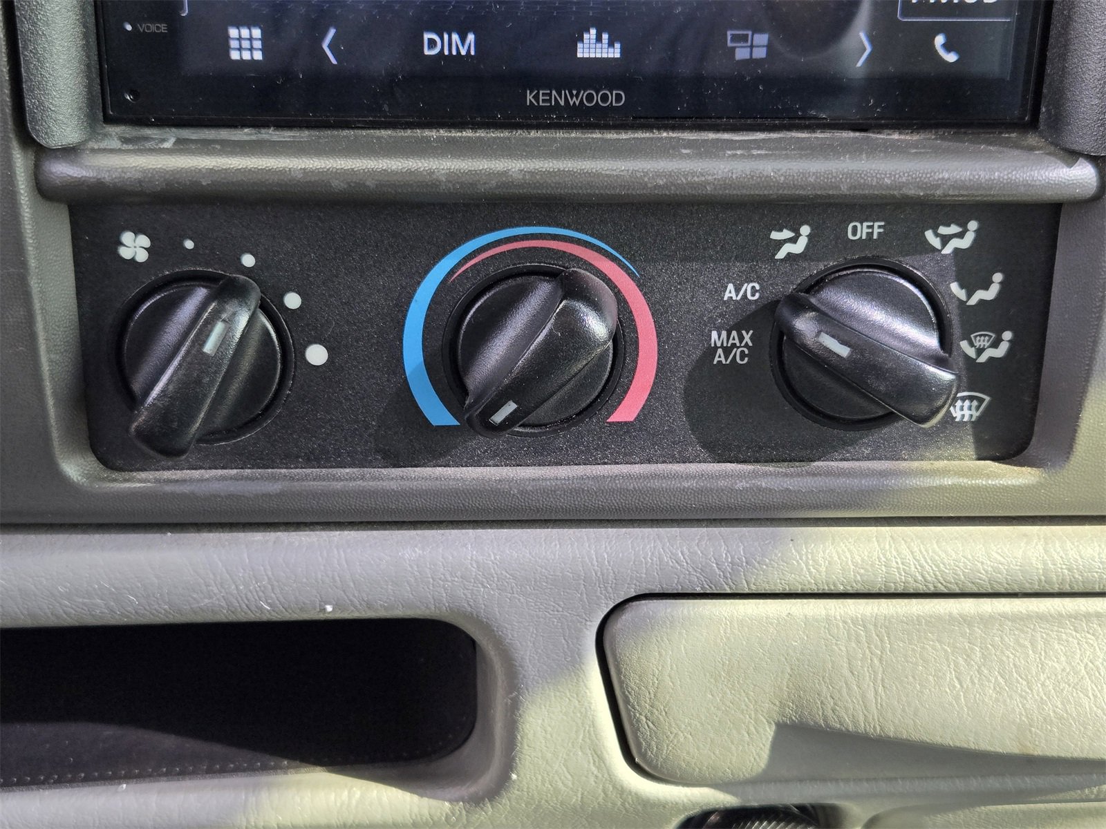 Used 2004 Ford F350 Lariat image 16