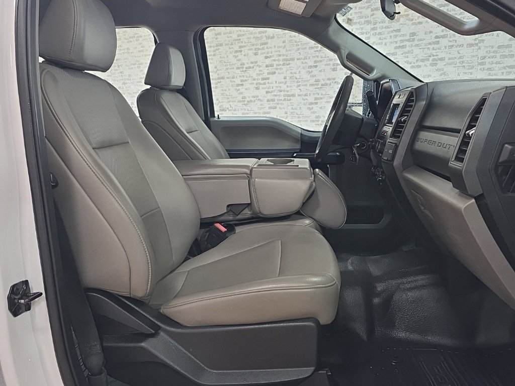 Used 2021 Ford F250 XL w/ Power Equipment Group image 16